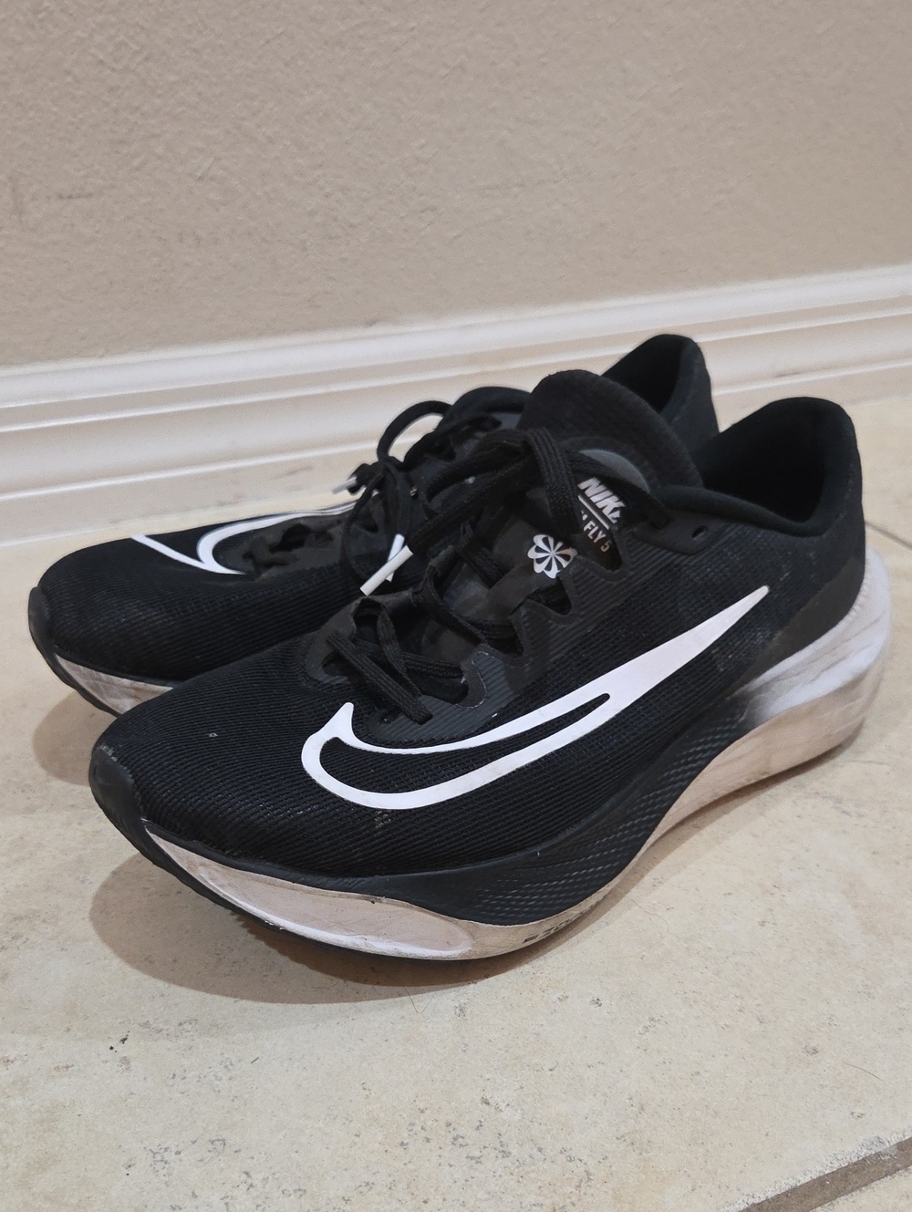 MENS NIKE ZOOM FLY 5 Size 12